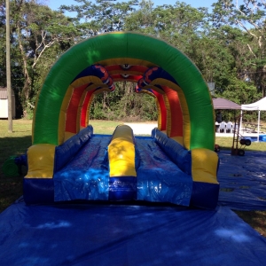 happy-kids-inflatables-10