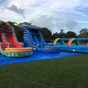 happy-kids-inflatables-15