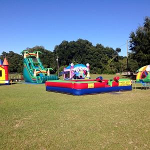 happy-kids-inflatables-2