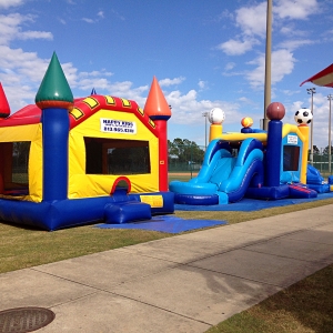 happy-kids-inflatables-4